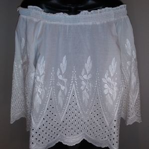 Gorgeous White Cotton off the shoulder blouse.